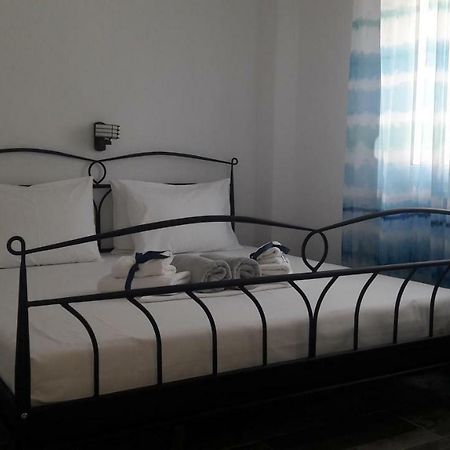 Friends 2 Apartment Περαία Εξωτερικό φωτογραφία