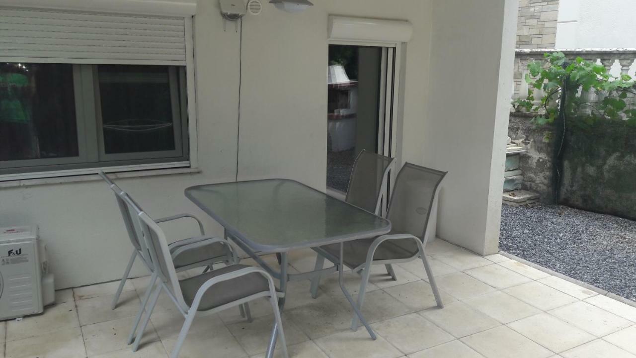 Friends 2 Apartment Περαία Εξωτερικό φωτογραφία